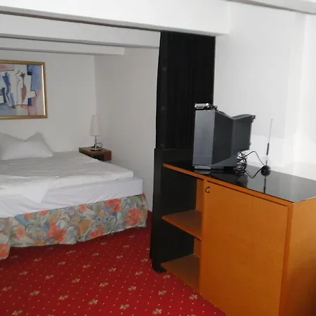 Hotel Dallgow Hotel 3*