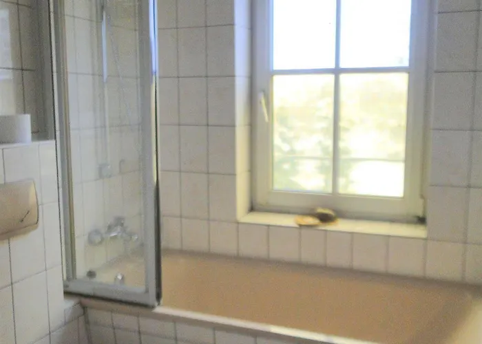 Hotel Dallgow 호텔 달고프